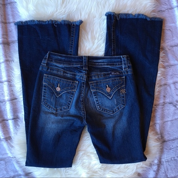 Miss Me Standard Flare Slightly Distressed Jeans - Picture 3 of 5